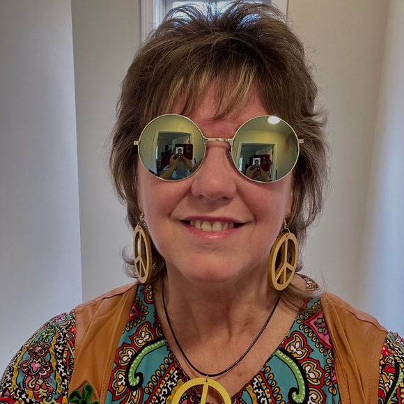 Meet your Posher, Cat - Picture 11 of 14